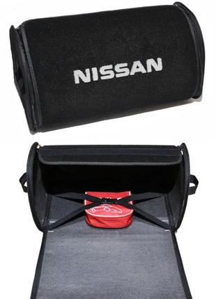 Сумка-органайзер у багажник автомобіля Nissan.