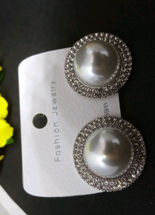 Сережки жіночі з штучними камінцями