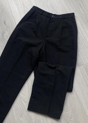Винтажные черные брюки с высокой талией
