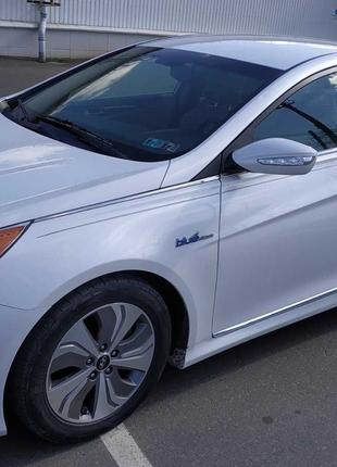 Hyundai Sonata Hybrid Limited 2013