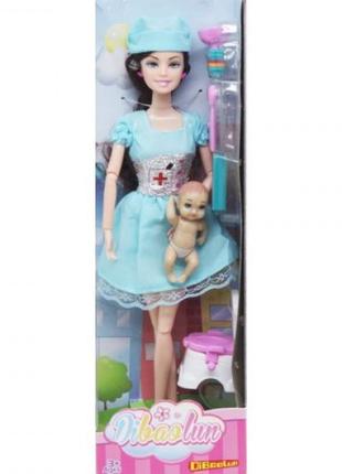 Кукла "Медсестра" с ребенком (в голубом платье)