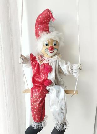 Винтажная фарфоровая коллекционная кукла клоун фарфор на качели