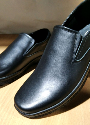 Чоловіче шкіряне взуття чоловічі комфортні класичні туфлі
