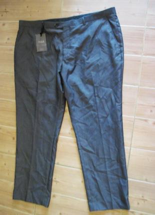 Новые серые брюки "williams& brown" w 44 l 29 невысокий рост.