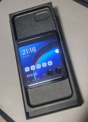 Motorola RAZR 2023 plus 8/256gb