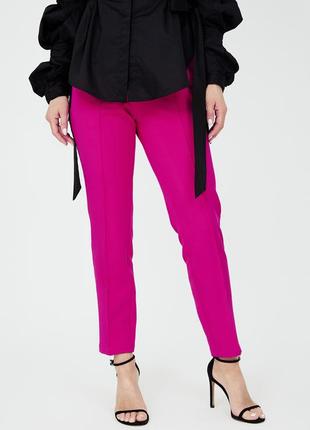 Классические женские брюки цвет фуксия бренд topshop