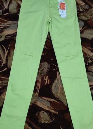Светло-зеленые салатовые брюки 2шт