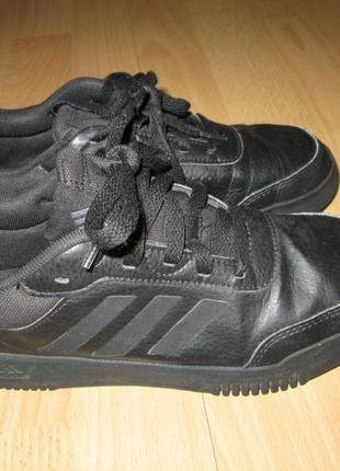 Adidas кросівки 36 р.