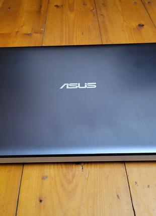 Ноутбук з СЕНСОРНИМ ЕКРАНОМ Asus VivoBook V551L