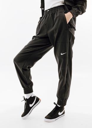 Женские Брюки Nike W NSW SWSH PANT WVN Черный L (7dFD1131-010 L)