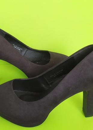 Чёрныее туфли платформа на устойчивом каблуке sole diva wide f...