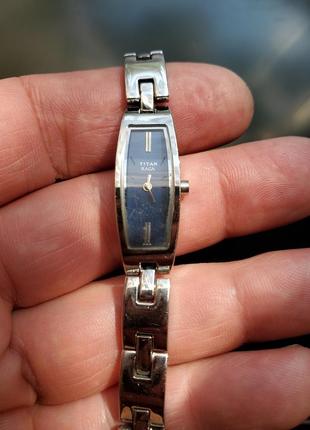 Titan raga кварцовий жіночій годинник, індія