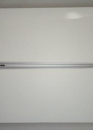 Коробка Apple MacBook Air13.3" Silver 16/512Gb, A2337