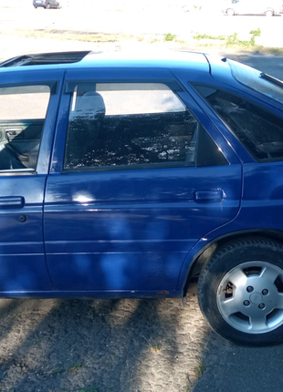 Форд Эскорт 1.6 газ/бензин