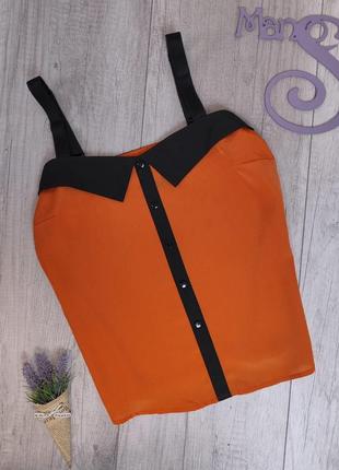 Блуза на широких бретелях оранжевая с чёрными вставками размер l