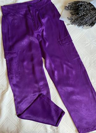 Брюки фиолетовые атласные под шелк штаны з карманами штаны вис...