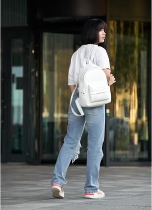 Жіночий рюкзак білий екошкіра