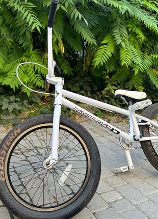 Велосипед Eastern BMX Element 20.75” white. Фрістайл