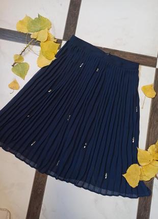 Темно-синяя юбка