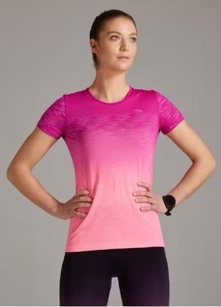 Ультралегка яскрава жіноча спортивна футболка для бігу спорту ...