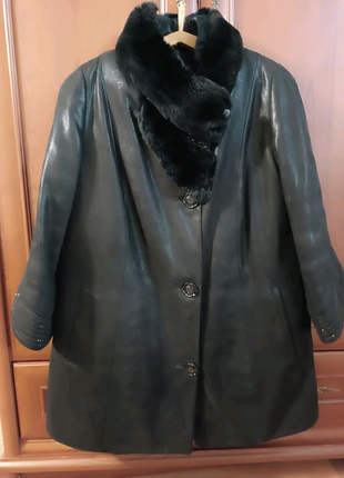 Стильна шкіряна куртка жіноча 52 розмір