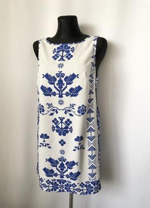 Міні сукня в стилі вишиванки біла із голубим принтом вишивка в...