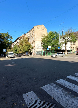 Продам будівлю в центрі Києва без комісійних