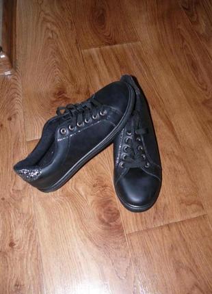 Туфлі розмір 40