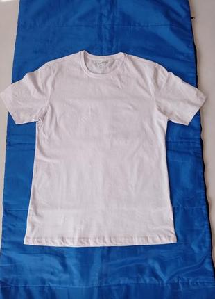 Livergy. белая футболка s размер.