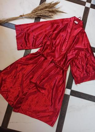 Атласный красный халат кимоно