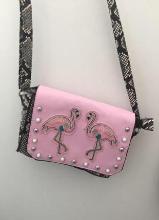 Розовая сумка, змеиный принт, фламинго, на плечо