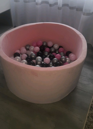 Розовий сухий басейн + 200 кульок. Сухий басейн з кульками
