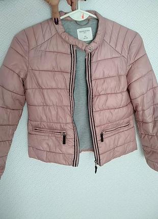 Курточка нежно розовая