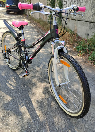 Велосипед Підлітковий для дівчинки TREK 24 дюйма