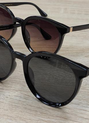 Солнцезащитные очки женские стильные черные поляризованная линза