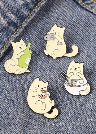 Набор значков / пинов металлических Милые кошки с едой (4 шт)