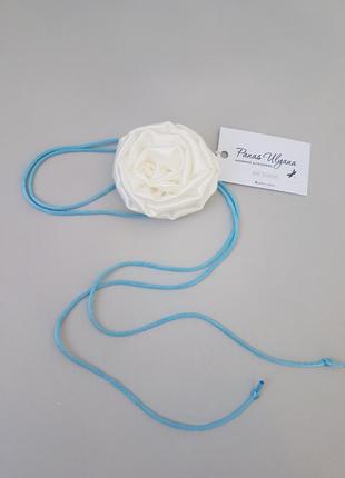 Чокер цветок роза белый теплого оттенка (автови), диаметр 7 см