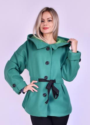 Короткое женское пальто с капюшоном, бежевое Код/Артикул 24 423GN