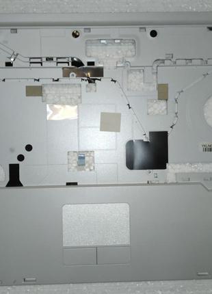 Верхня частина корпусу ноутбука Fujitsu Esprimo v6515