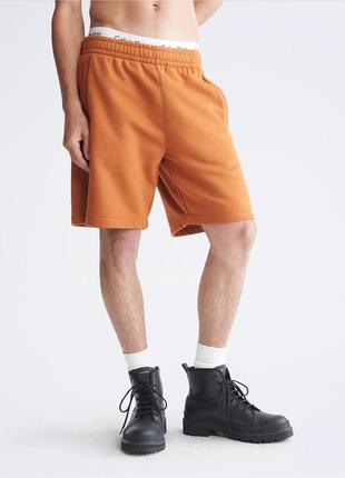 Новые шорты calvin klein (ck caramel brown fleece shorts) с ам...
