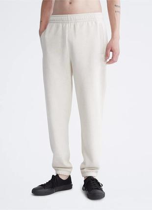 Новые штаны calvin klein (ck beige joggers ) с америки 32(m),3...