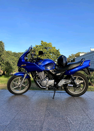 Продам мотоцикл Honda CB 500