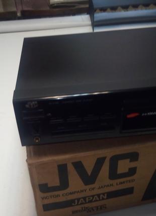 Продам CD проигрыватель JVC-XL-V164 в идеальном состоянии.