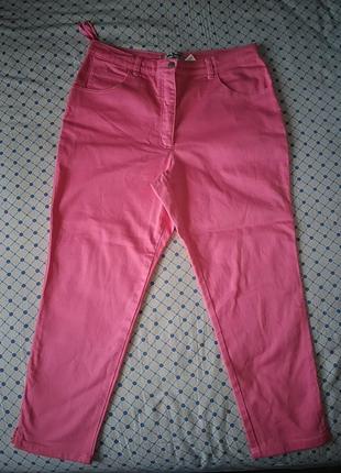 Рожеві джинси