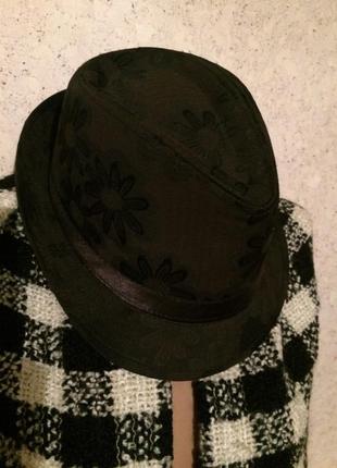 Шляпа черная демисезонная
