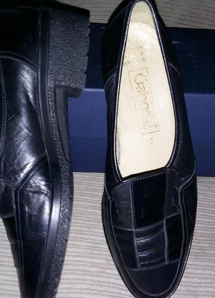 Шкіряні деміскзонні туфлі gabor розмір 40 (26,5 см)
