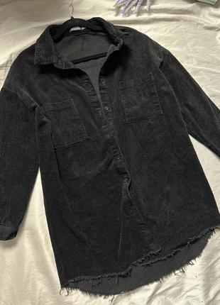 Чёрная вельветовая оверсайз рубашка с необработанным низом boohoo