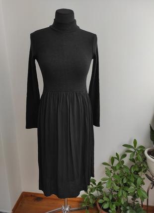 Комбинированное черное платье s р