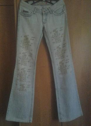 Женские итальянские джинсы. размер 26.
