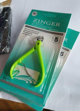 Кусачки zinger с пластиковыми ручками зеленые